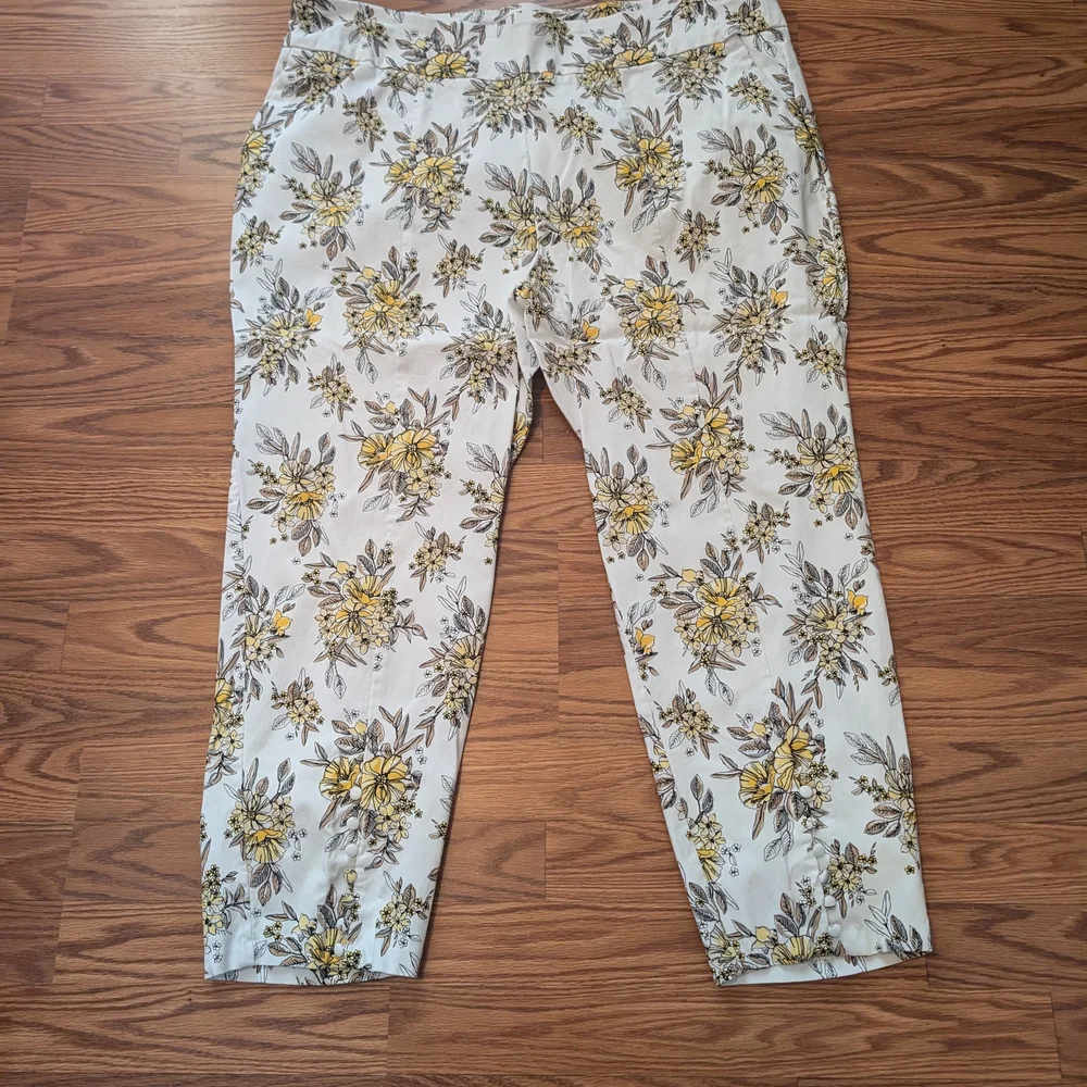 Cato Floral Ankle Pants - Yellow and Gray - Picture 1 of 1